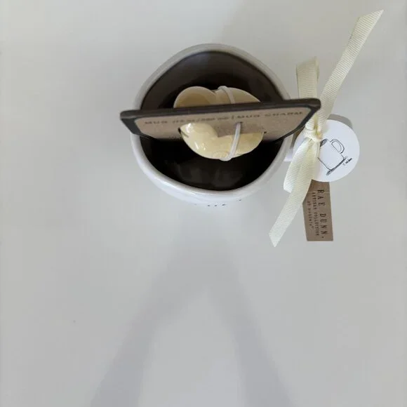 Rae Dunn Chirp White Mug with Yellow Chick Mug Charm New - Picture 6 of 9